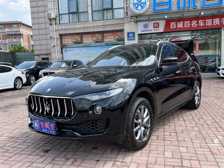 Levante 2020款 3.0T 标準版